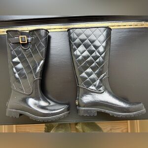 Sperry Black Quilted Rain Boots with Buckle